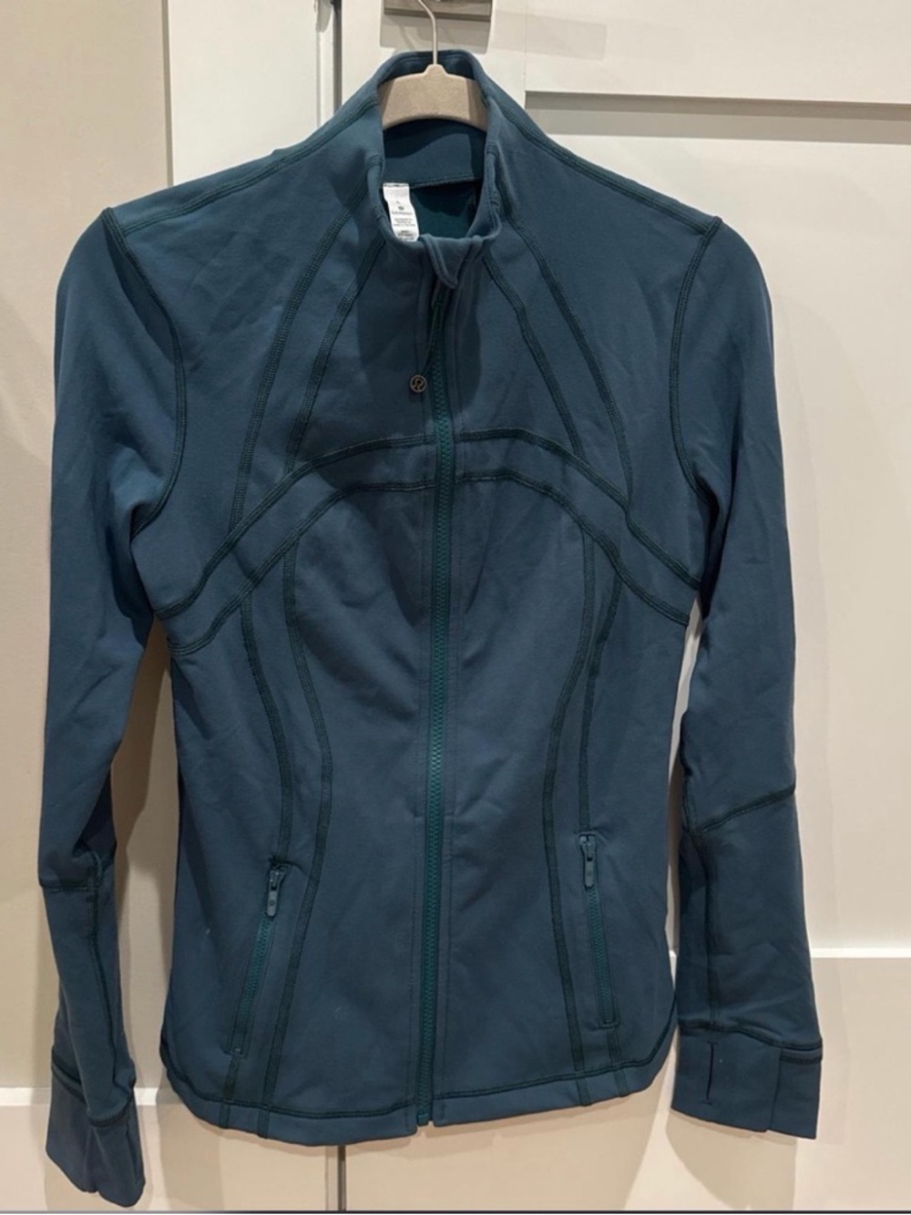 Lululemon full length define size 8